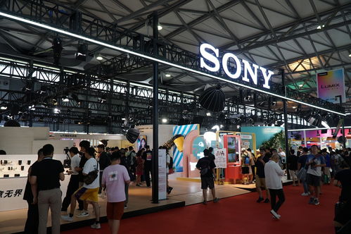 p i2024 索尼展台微单 镜头齐亮相 注重体验与场景化