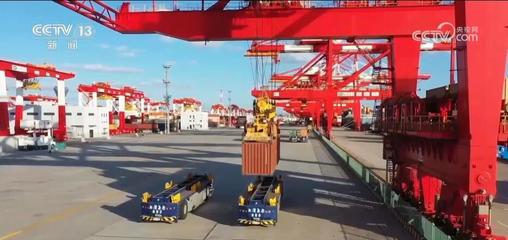 从“1”到“21” 自贸区十年蝶变，上海引领中国开放新格局